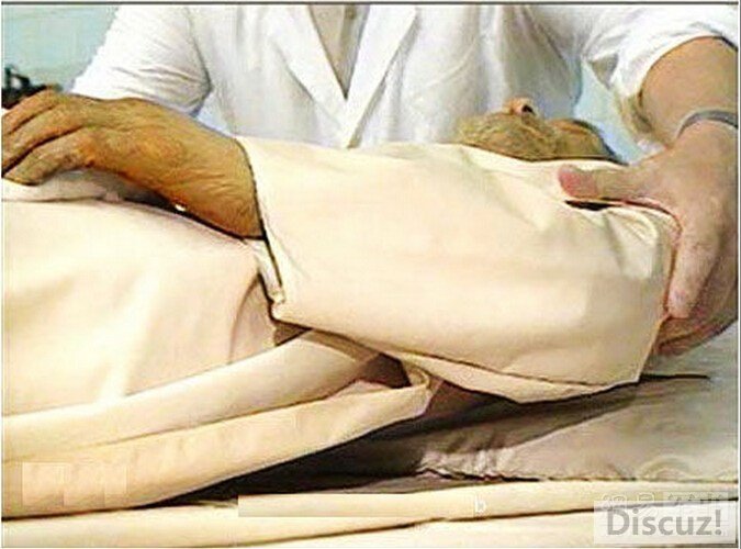 列宁靠德皇资助发动"十月革命" 比沙皇残忍